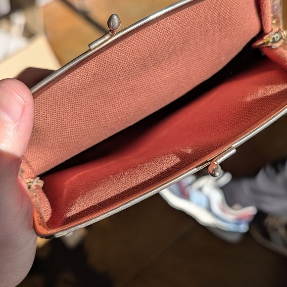 Louis Vuitton Monogram Clutch - Picture 5 of 7